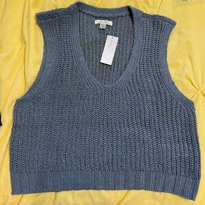 American Eagle Sweater Vest NWT